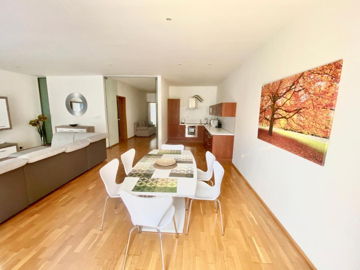 Apartment Korunni Dvur Prag